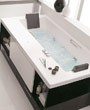 Bathtub business stores up a good idea