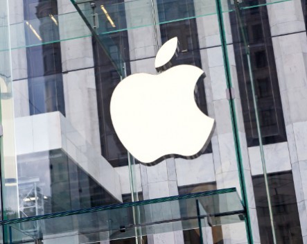 Smart crowd: Apple hiring AI specialists