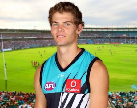 Former AFL ruckman tackles entrepreneurial career, new student notes business is on the mark