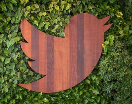 Aussie tech startups flock to buy promoted tweets: but are they worth it?