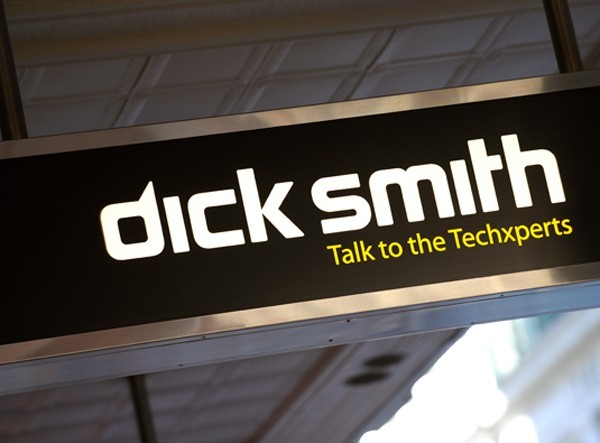 Dick Smith customers vent fury over refusal to honour gift cards as ACCC monitors the situation