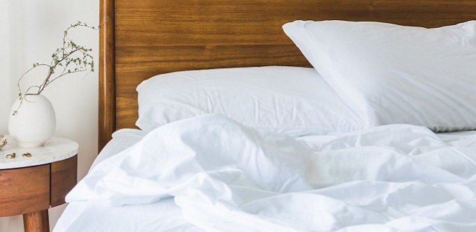 Five more minutes: Does hitting the snooze button do more harm than good?