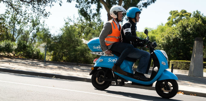 Motorbike ride-sharing startup Scooti pledges to win over Aussies, “irrespective of helmet hair”