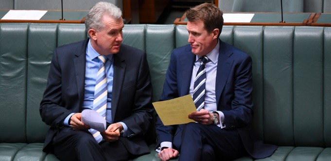 Debate over proposed IR reforms heats up, as Labor pledges to oppose any bill that “cuts pay”