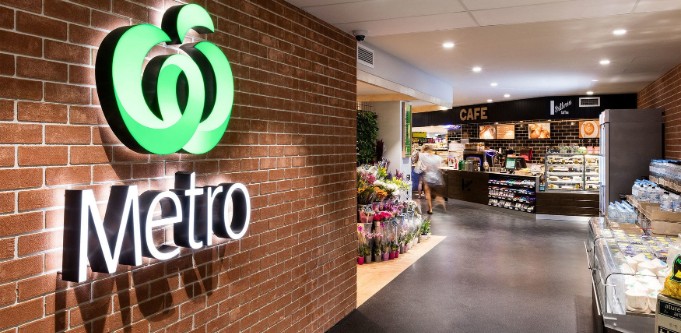 Woolworths experiments with mini-Metro store, catering to busy inner-city workers