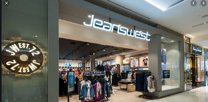 Collapsed Jeanswest sold back to wealthy Hong Kong family after firing 300 workers