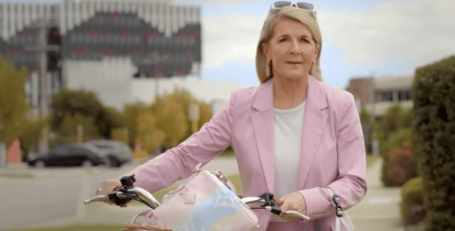 Julie Bishop stars in comically long “employee induction video” featuring Hugh Jackman for mining company