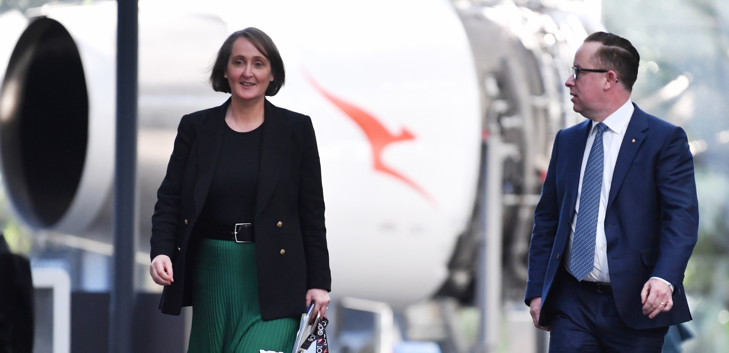 Qantas CEO Alan Joyce to fly the coop two months early