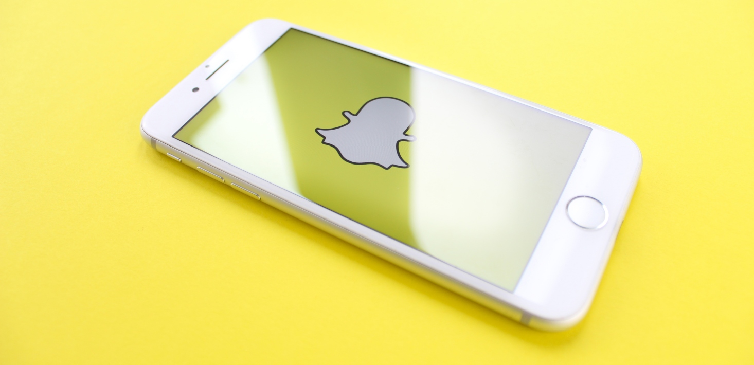 Snapchat AI’s ‘creepy’ story highlights the risks of using chatbots without regulation