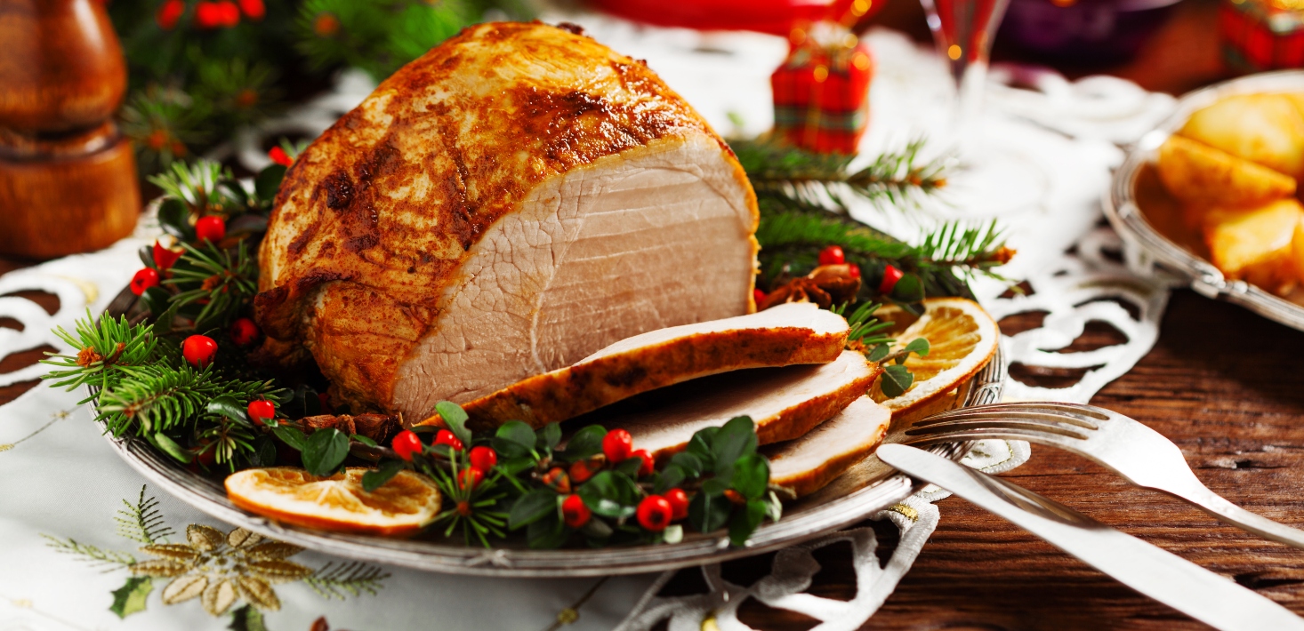 “Staple of any Christmas lunch”: Agriculture minister urges supermarkets to freeze ham prices